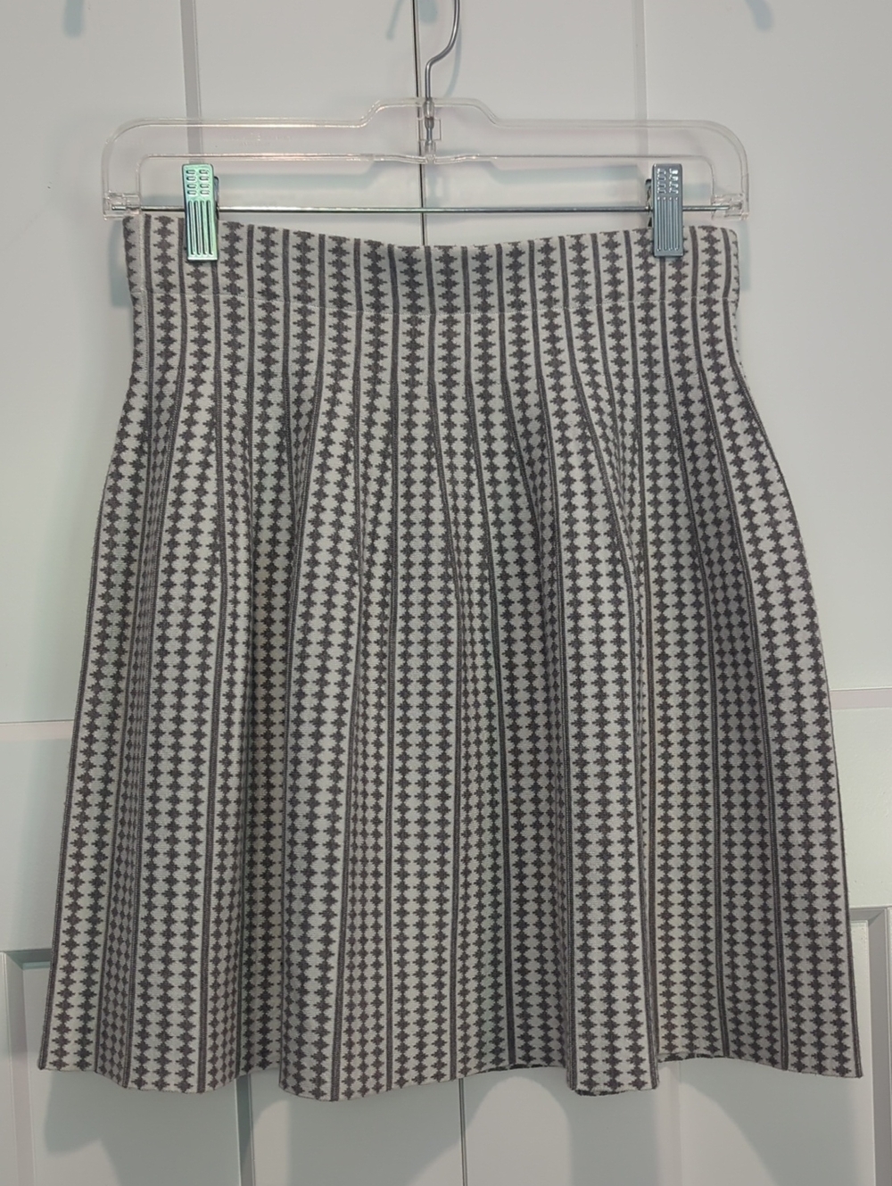 Club Monaco Geometric Diamond Print Jacquard Knit Skater Skirt Size S